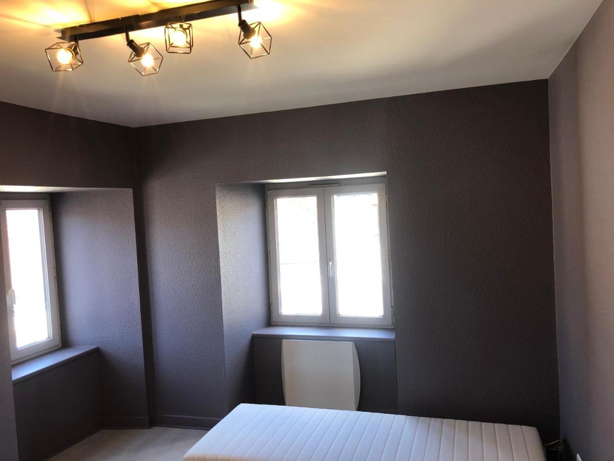 Appartement Porte Du Cantal Massiac Eksteriør billede